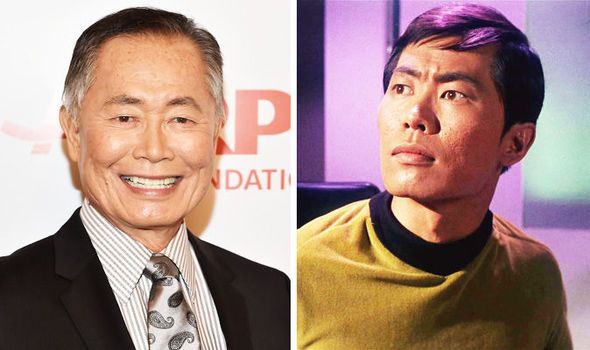 Mr. Sulu sort du placard