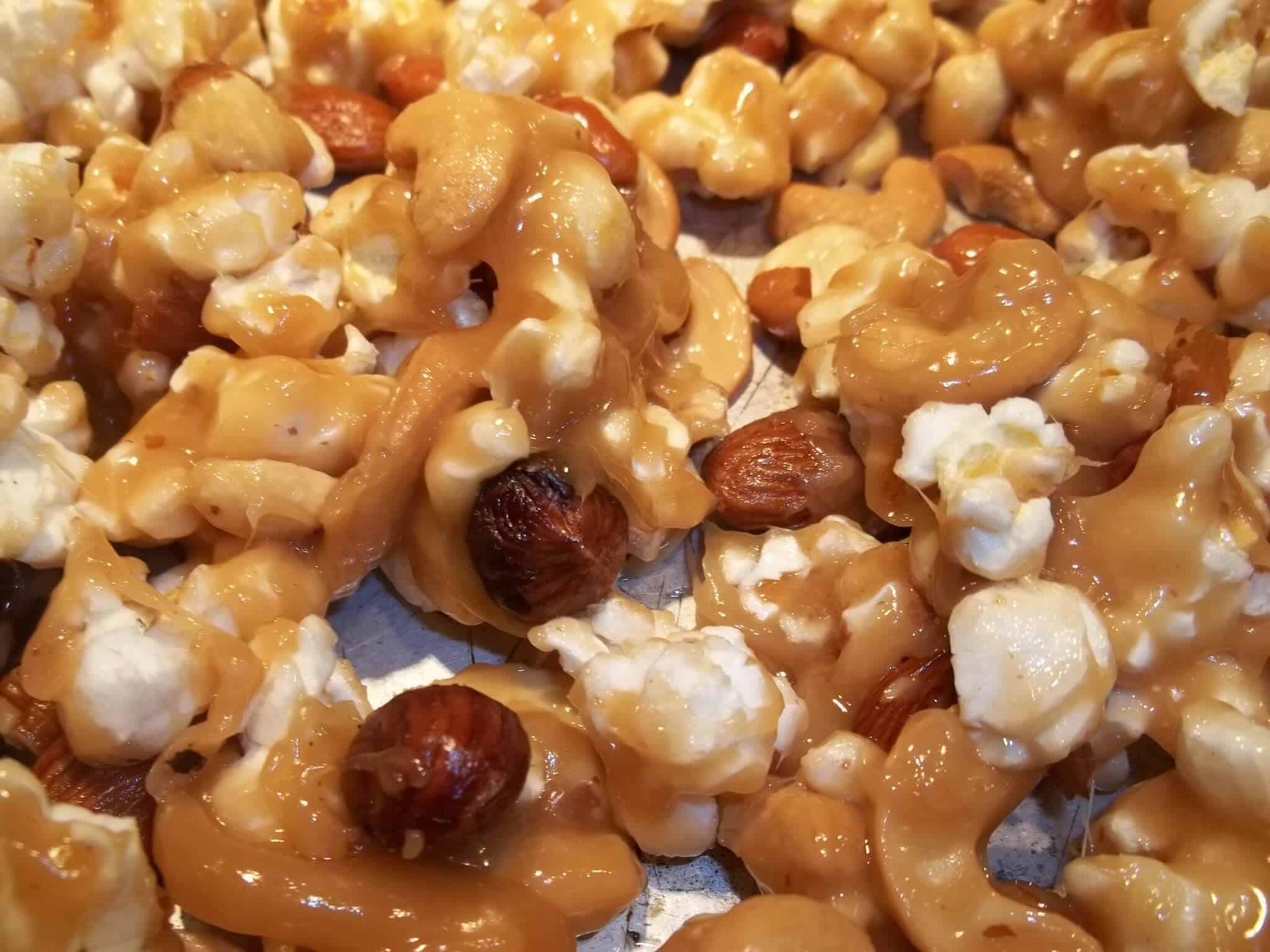 Recette de Pop Corn au caramel salé style Cracker Jack