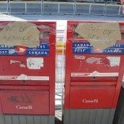 Bernadette chez Poste Canada